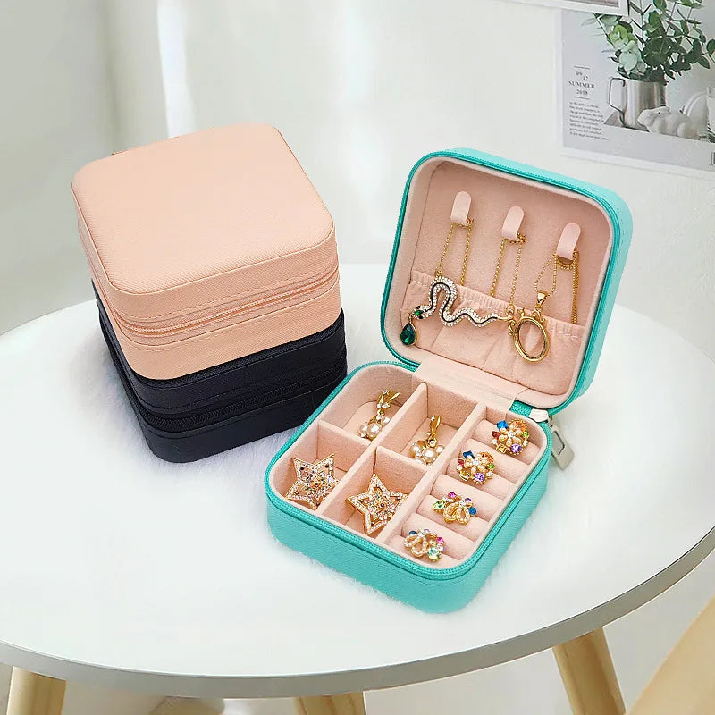 Caixa de Jóias Portatil  Jewelry Box Portatil Jewelry Door Compact Travel Case Case Box Necklace Chain Earring Jewelry Jewelry